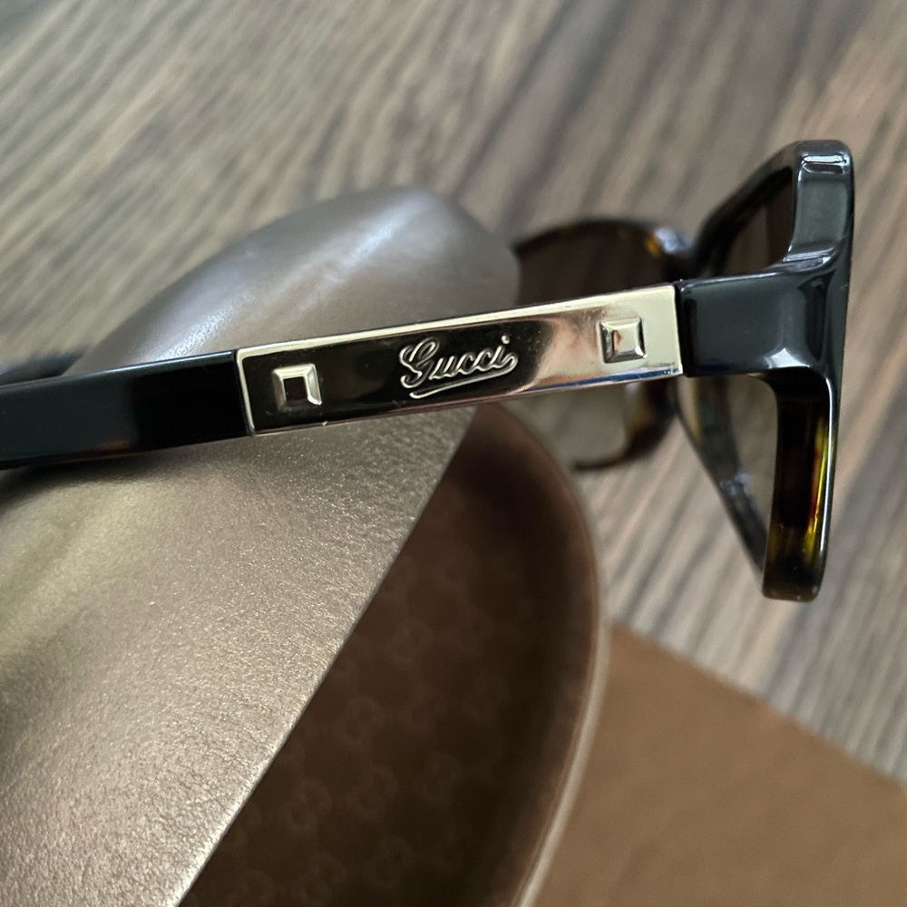 Gucci sunglasses - Picture 7 of 7